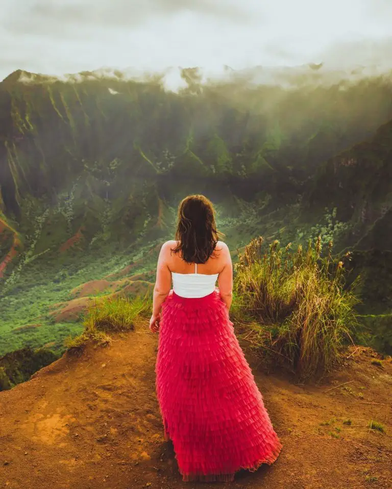 The Best Outdoor Adventures and Hikes in Hawaii
