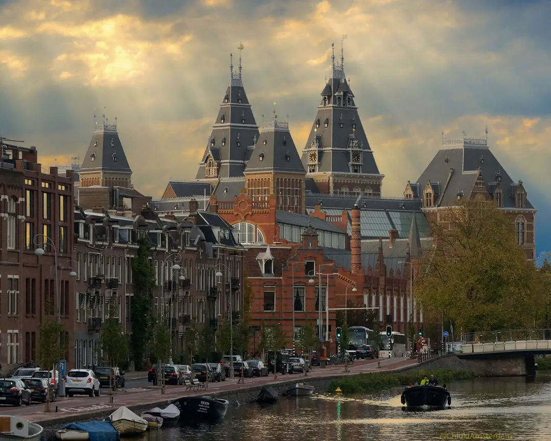 How to Spend 48 Hours in Amsterdam - City Travel Guide