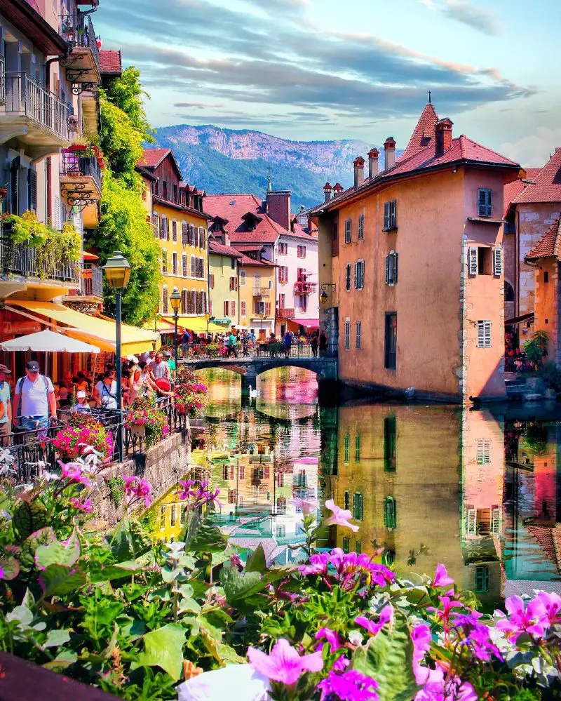 tours of annecy france